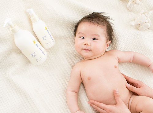 妊娠後期ママ必見!出産準備グッズに「ベビースキンケア」はマストです