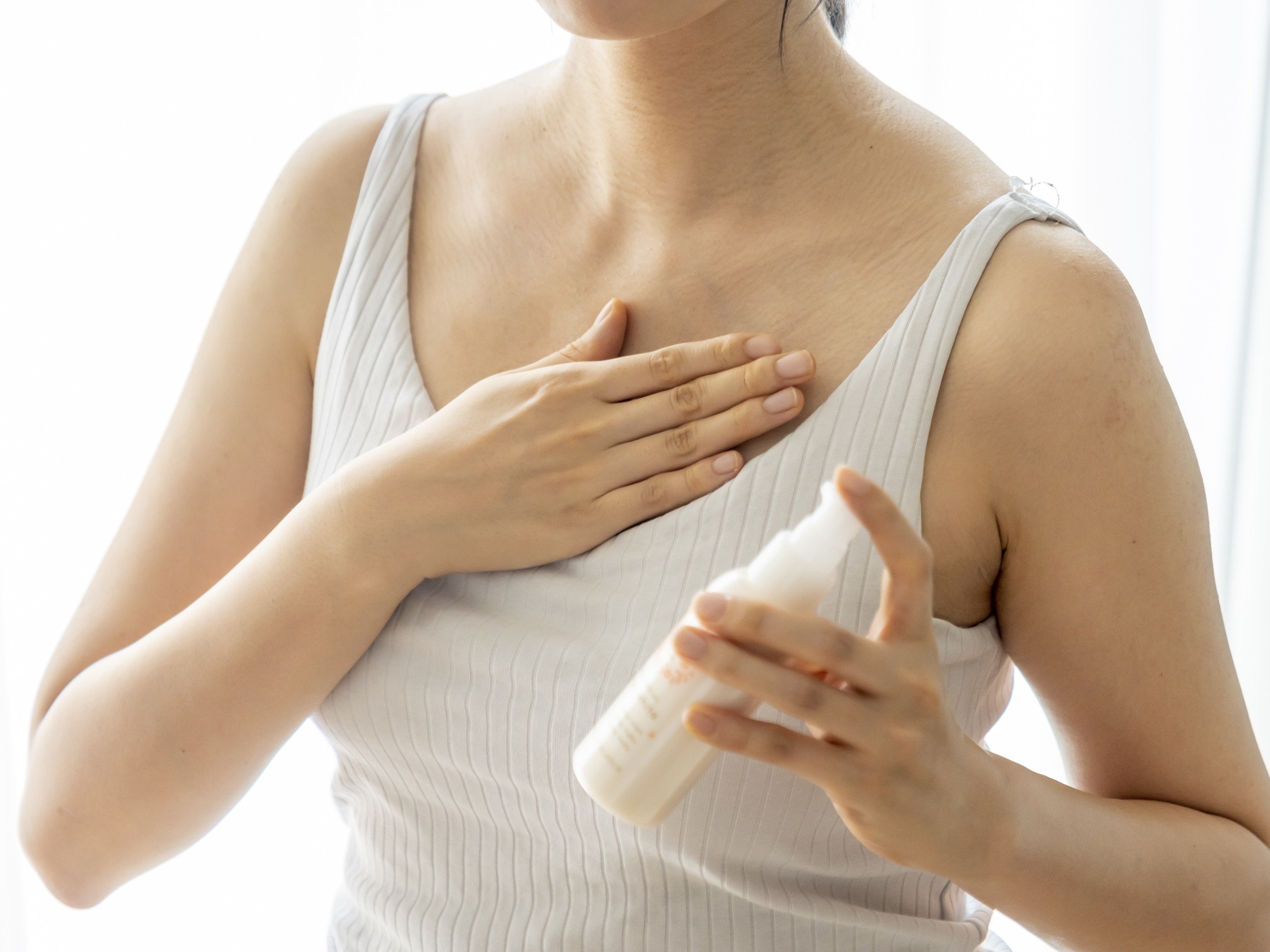 乳頭ケアアイテムとは?|時期別の選び方と使い方ポイント【助産師監修】