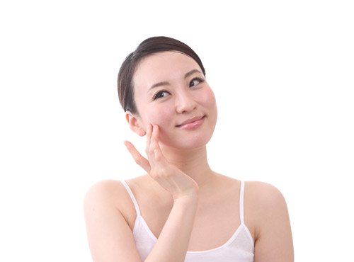 湿度が高い時期に起こりやすい肌トラブルとは?