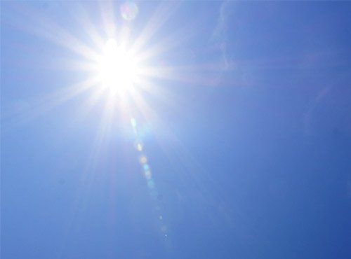梅雨時のスキンケアは「紫外線」と「細菌」の2つに要注意!