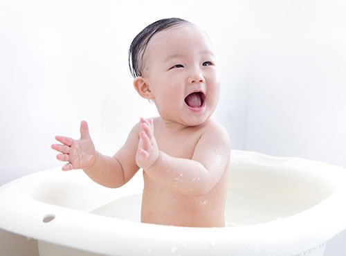 今日から実践!赤ちゃんのおむつかぶれを防ぐ4か条