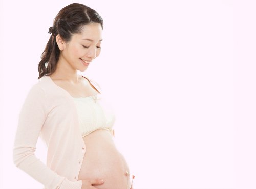 妊娠中の冷え・足のつり・授乳の不安を解消！助産師さんからアドバイス