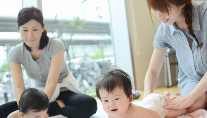 今日からスタート ベビーマッサージ効果のあるクリームケアのすすめ ベビー 赤ちゃん ナチュラルサイエンス For Mama Kids Smile