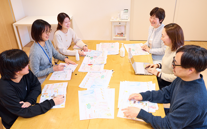 企画部会議の様子